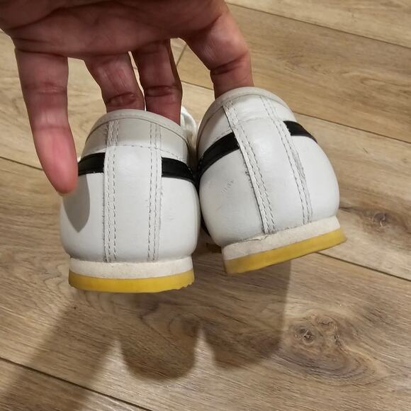 Gola Classics Women's Bullet Leather Sneakers Size 6 - Picture 6 of 7